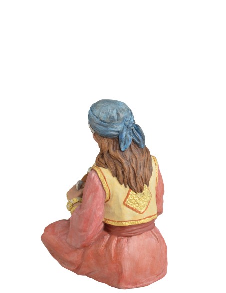 Pastora con pandereta. Fabricado en pasta cerámica Italiana.