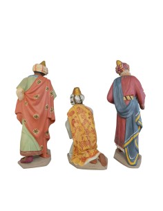 Reyes Adorando. Fabricado en pasta cerámica Italiana 2