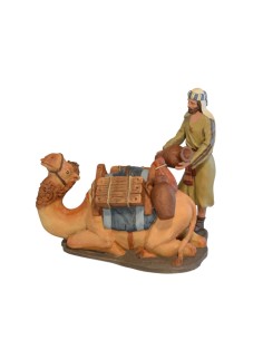 14033 Grupo camellero y camello tumbado C/carga. Fabricado en pasta cerámica Italiana.