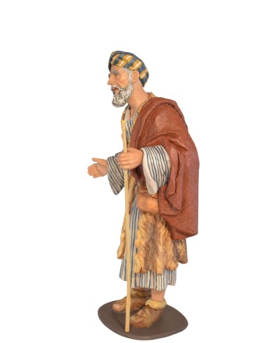 24027 Pastor anciano caminando. Fabricado en pasta cerámica Italiana.