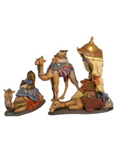 19005-4 Grupo Camellos Reyes Adorando. Fabricado en pasta cerámica Italiana.