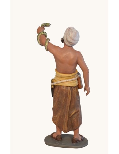 14111 Encantador de serpiente. Fabricado en pasta cerámica Italiana.