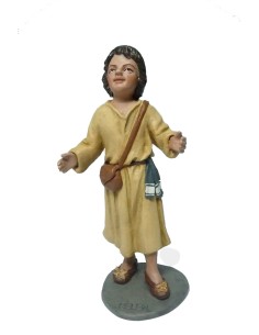 19043 Niño en pie ( brazos abiertos ) Fabricado en pasta cerámica Italiana